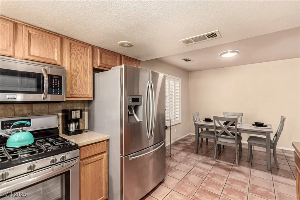 307 Oak Canyon, Henderson, NV 89015