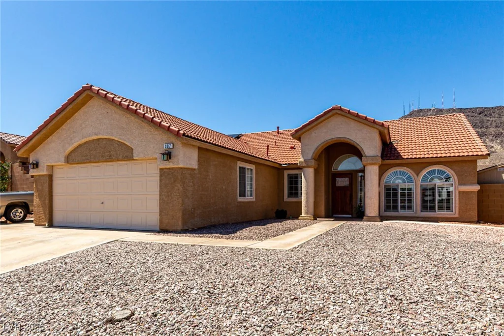 307 Oak Canyon, Henderson, NV 89015