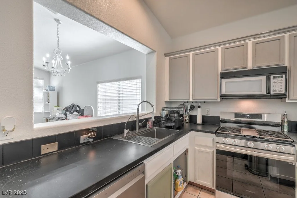 2920 Riarosa, North Las Vegas, NV 89086