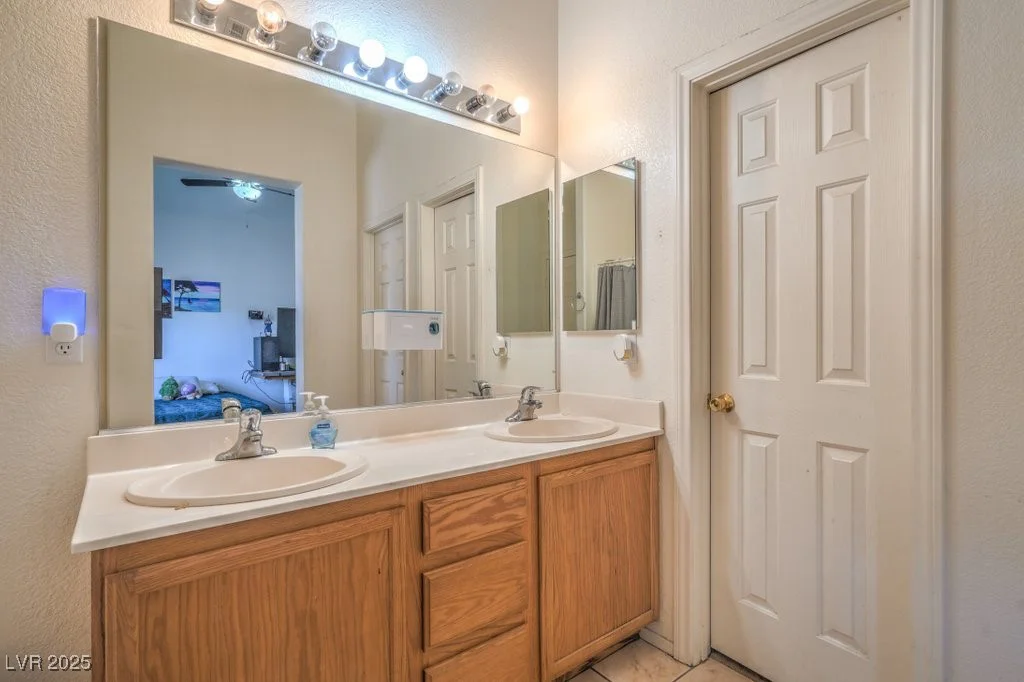 2920 Riarosa, North Las Vegas, NV 89086