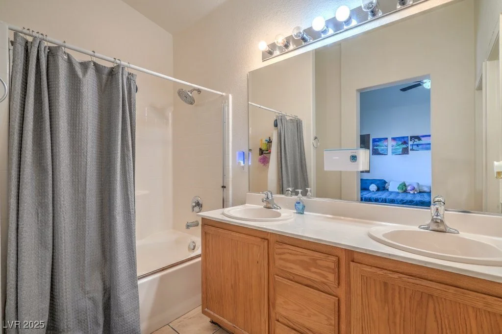 2920 Riarosa, North Las Vegas, NV 89086