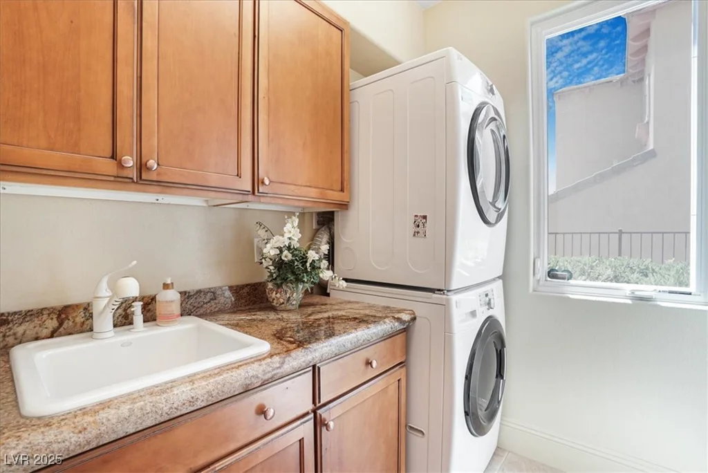 1 Cerchio Basso, Henderson, NV 89011