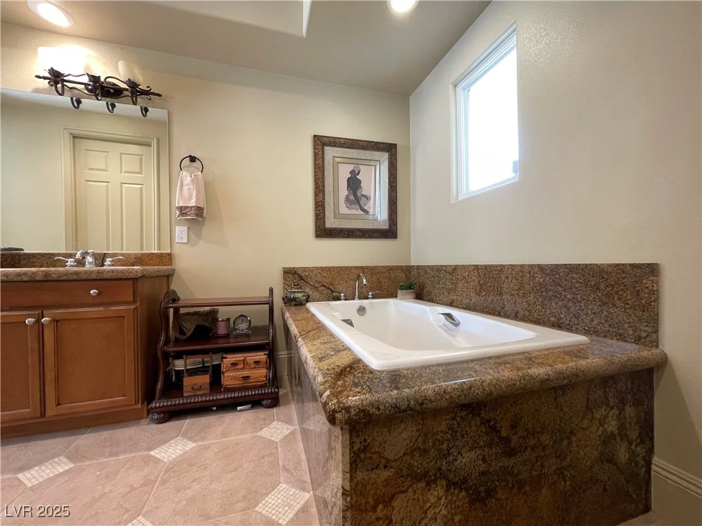 1 Cerchio Basso, Henderson, NV 89011
