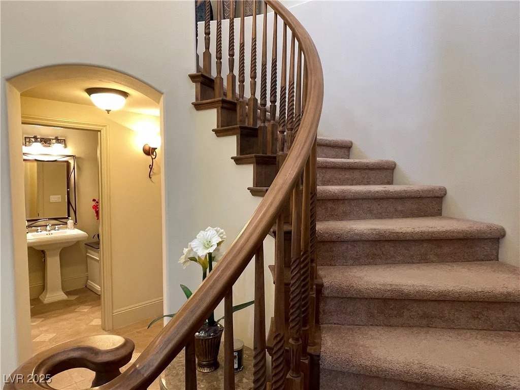 1 Cerchio Basso, Henderson, NV 89011