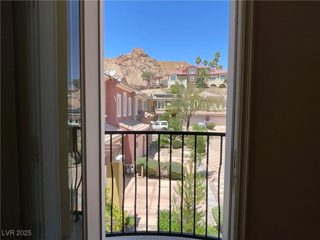 1 Cerchio Basso, Henderson, NV 89011