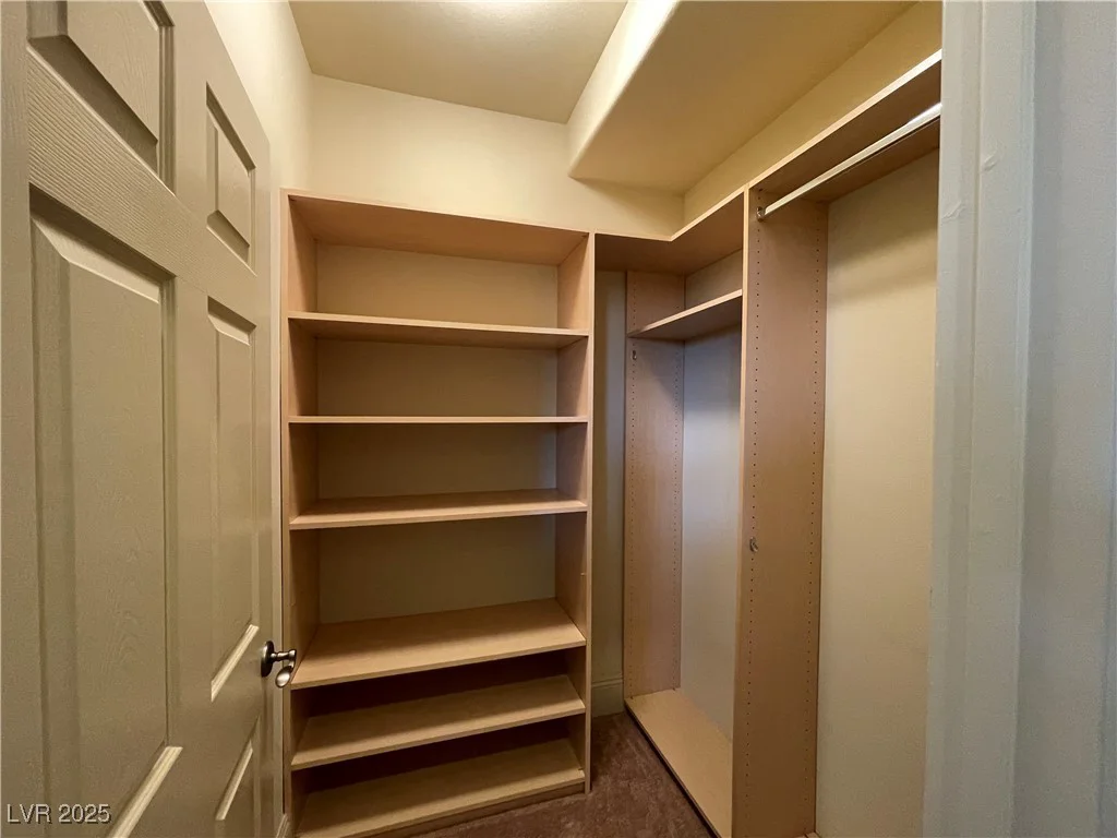 1 Cerchio Basso, Henderson, NV 89011
