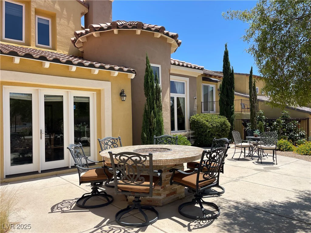 1 Cerchio Basso, Henderson, NV 89011