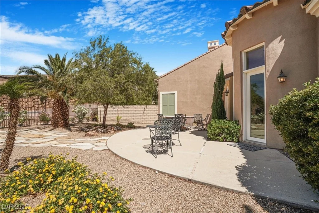 1 Cerchio Basso, Henderson, NV 89011