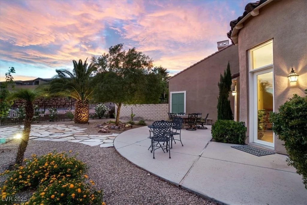 1 Cerchio Basso, Henderson, NV 89011