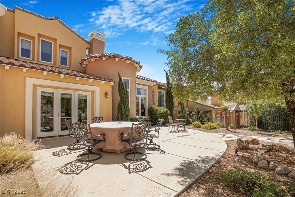 1 Cerchio Basso, Henderson, NV 89011