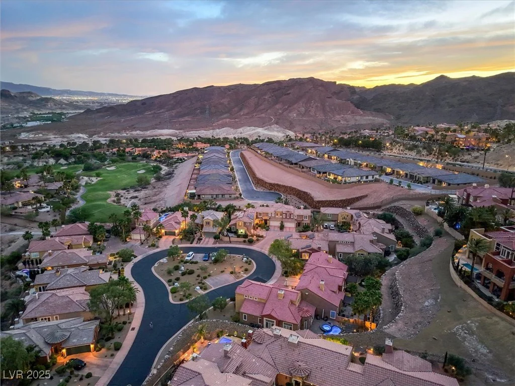 1 Cerchio Basso, Henderson, NV 89011