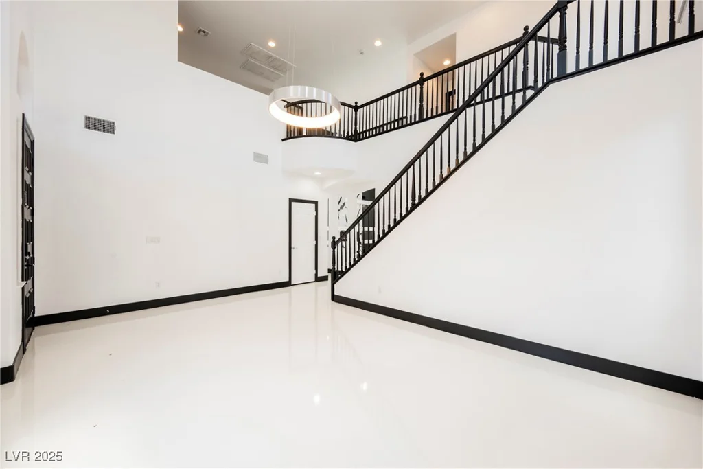 8244 Cupertino Heights, Las Vegas, NV 89178