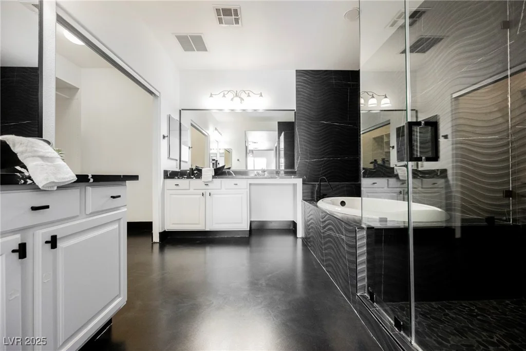 8244 Cupertino Heights, Las Vegas, NV 89178