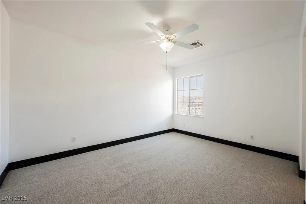 8244 Cupertino Heights, Las Vegas, NV 89178