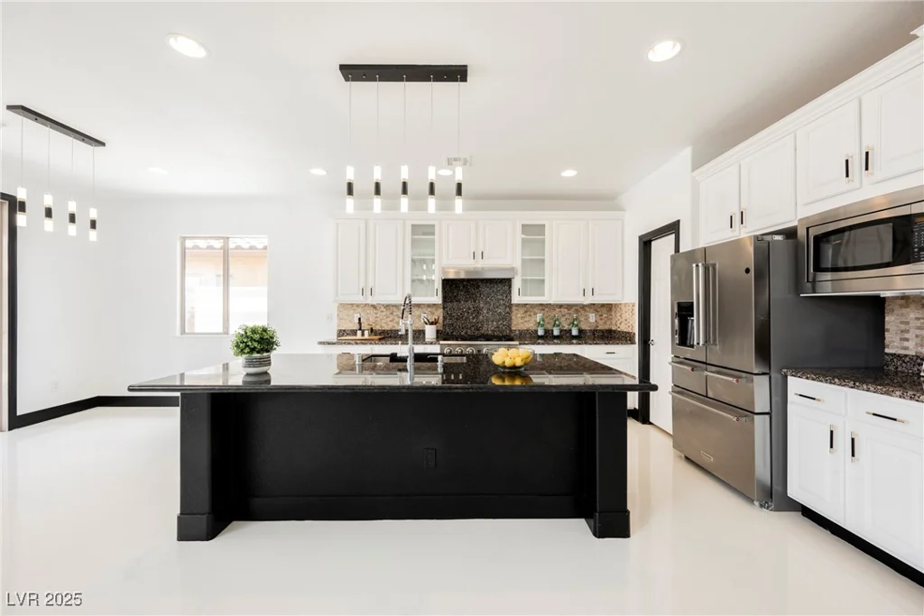 8244 Cupertino Heights, Las Vegas, NV 89178
