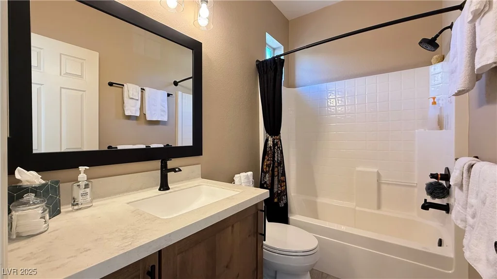 4299 Fiore Bella, Las Vegas, NV 89135