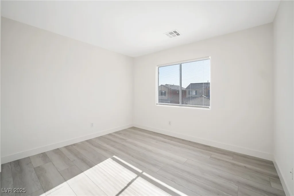 5573 La Perla, Las Vegas, NV 89122