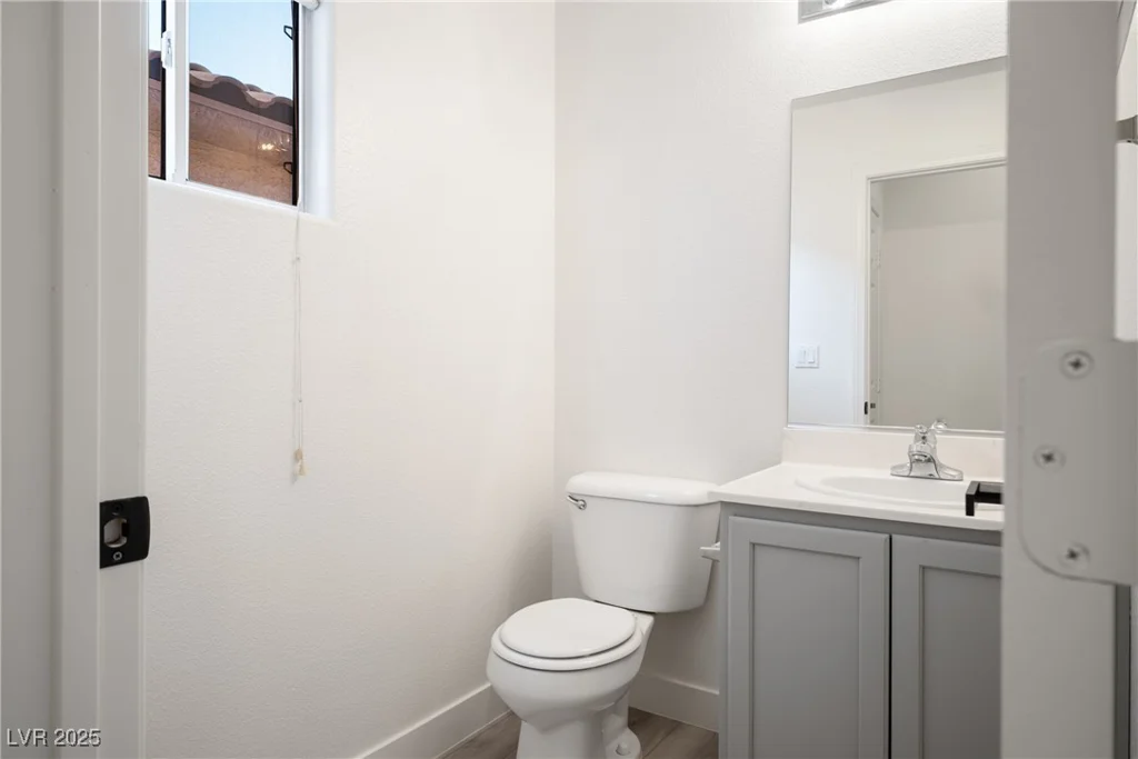 5573 La Perla, Las Vegas, NV 89122