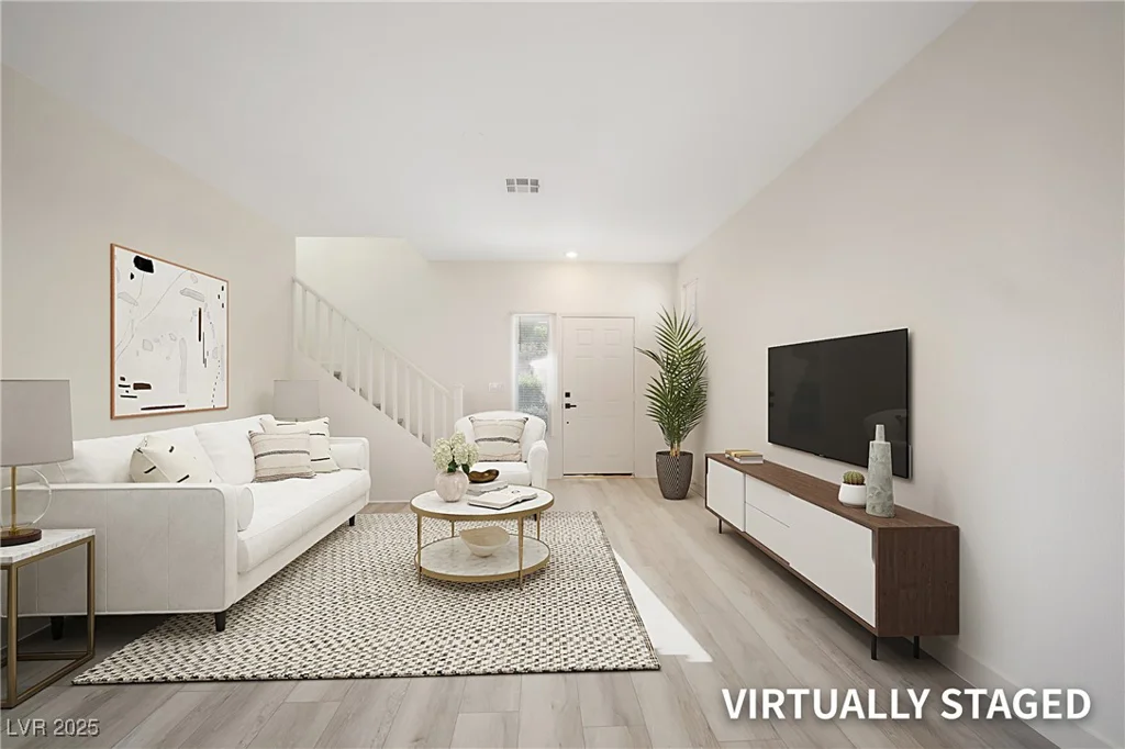 5573 La Perla, Las Vegas, NV 89122