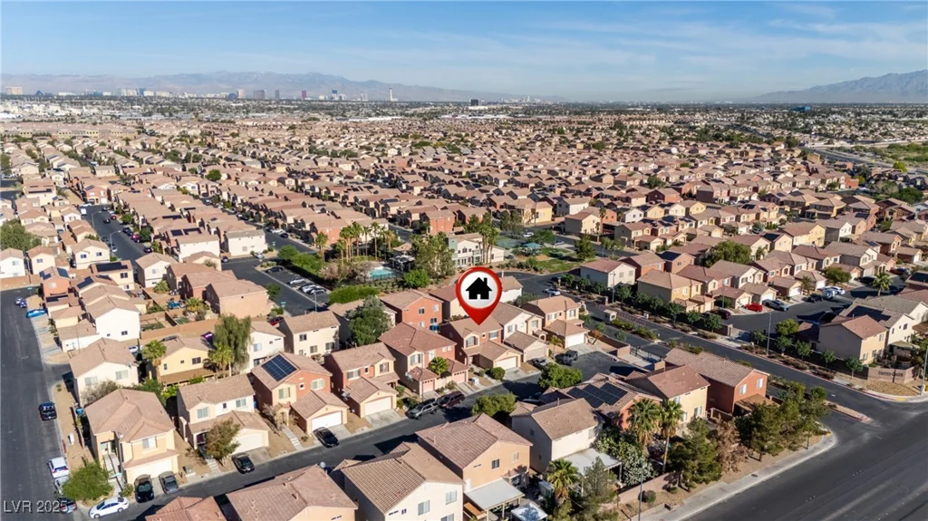 5573 La Perla, Las Vegas, NV 89122