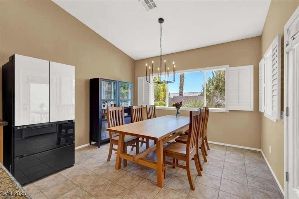 10805 Hollow Creek, Las Vegas, NV 89144