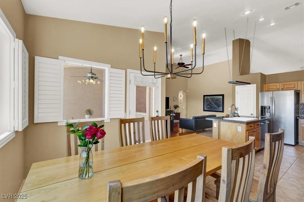 10805 Hollow Creek, Las Vegas, NV 89144