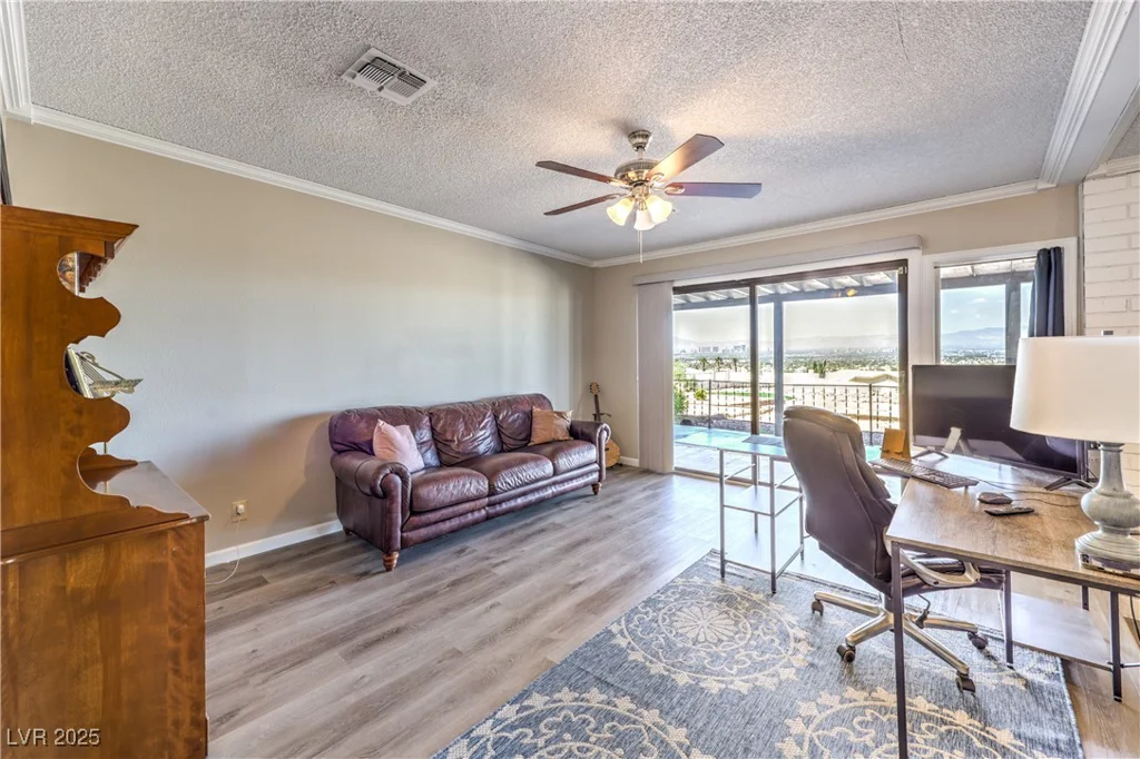 1157 Morning Sun, Las Vegas, NV 89110
