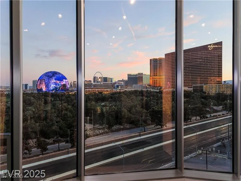 360 Desert Inn, Las Vegas, NV 89109