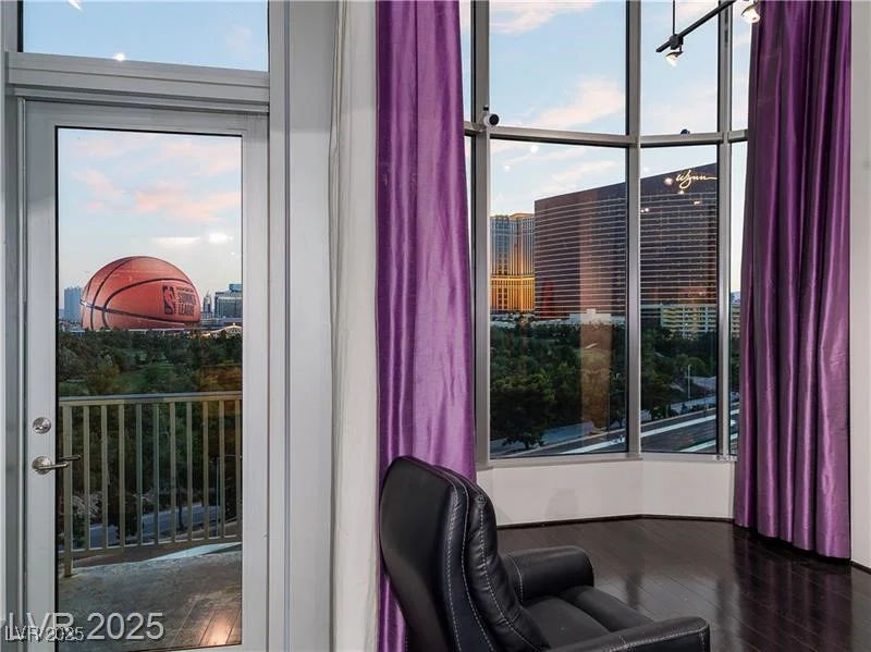 360 Desert Inn, Las Vegas, NV 89109