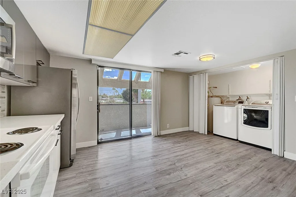 2080 Karen, Las Vegas, NV 89169