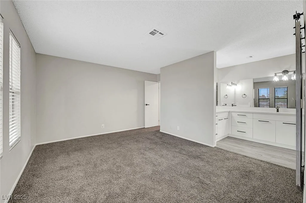 2080 Karen, Las Vegas, NV 89169