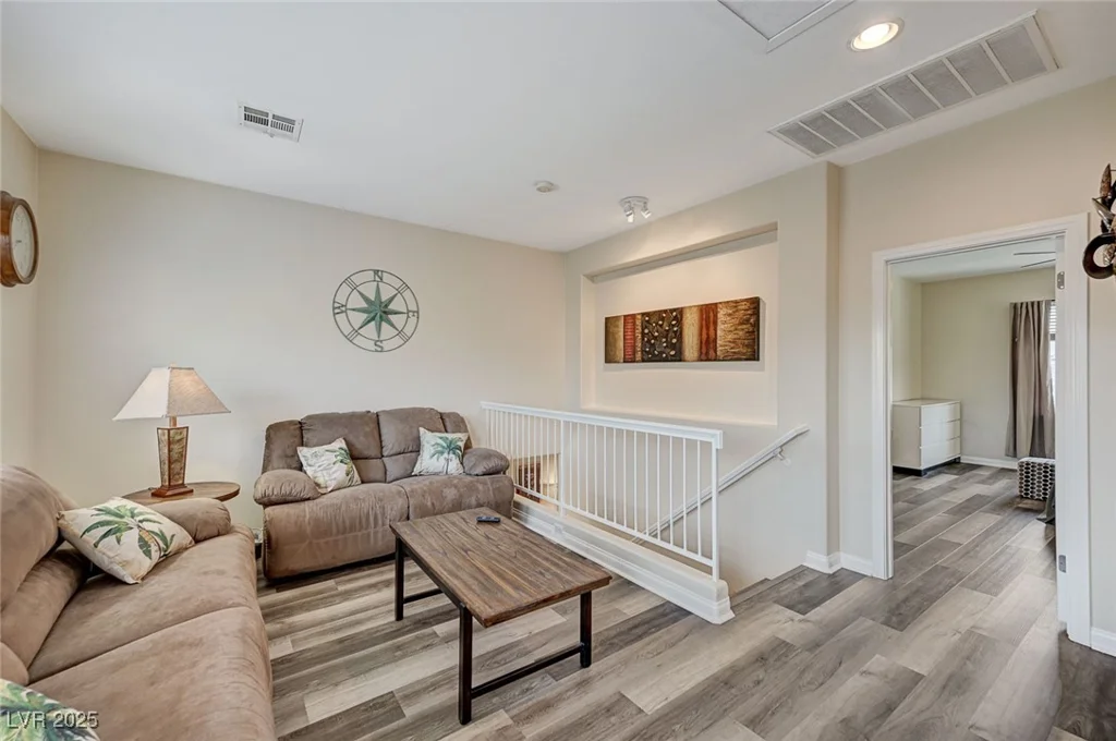 10372 Timber Canyon, Las Vegas, NV 89129