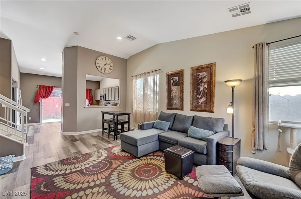 10372 Timber Canyon, Las Vegas, NV 89129