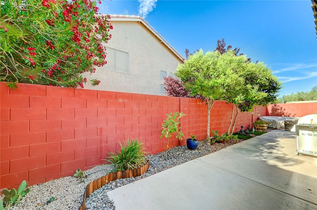 10372 Timber Canyon, Las Vegas, NV 89129