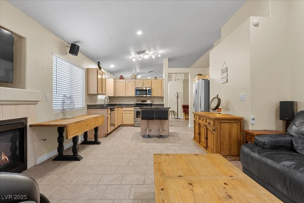 5937 Round Castle, Las Vegas, NV 89130