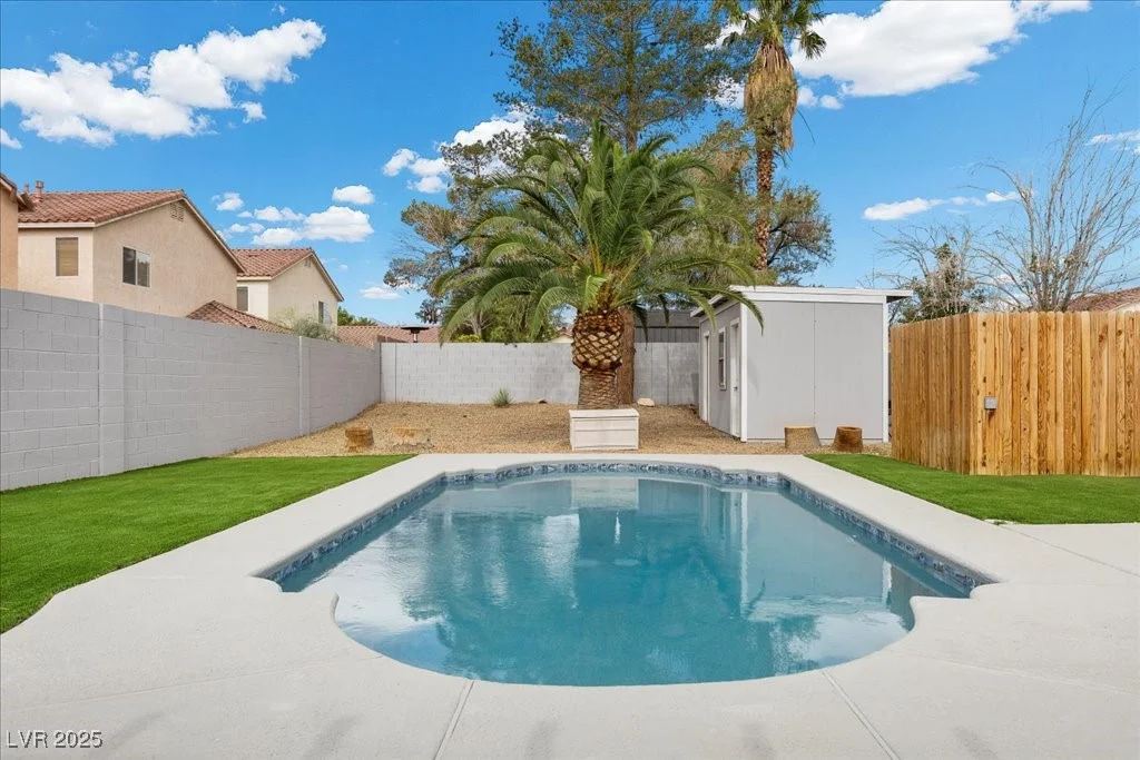 5937 Round Castle, Las Vegas, NV 89130