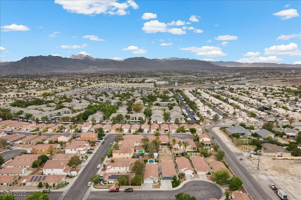 5937 Round Castle, Las Vegas, NV 89130