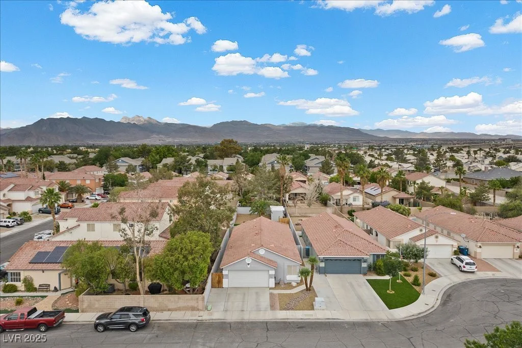 5937 Round Castle, Las Vegas, NV 89130