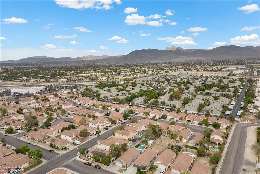 5937 Round Castle, Las Vegas, NV 89130