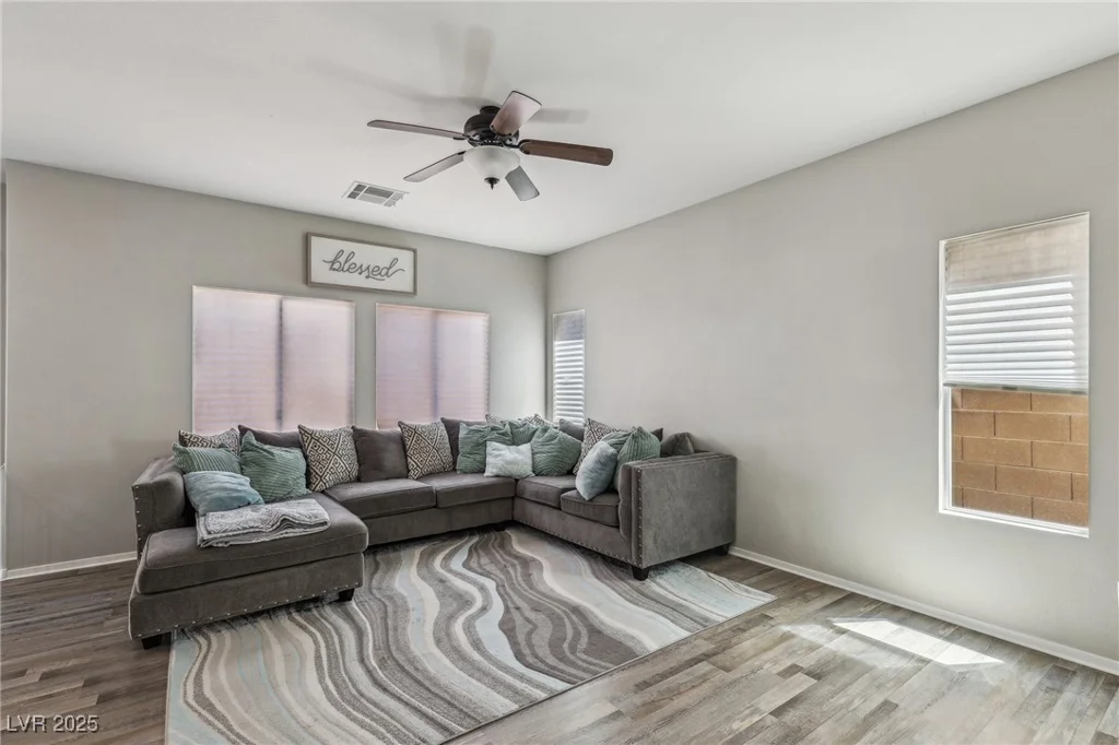914 Appaloosa Hills, North Las Vegas, NV 89081