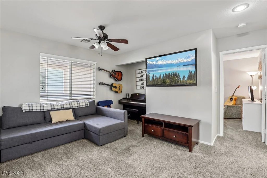 914 Appaloosa Hills, North Las Vegas, NV 89081