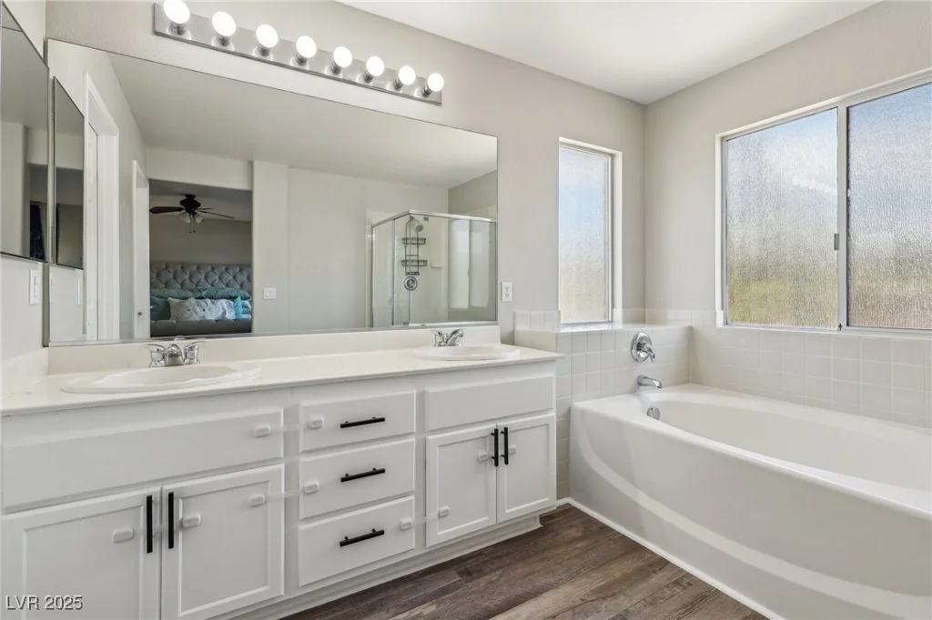 914 Appaloosa Hills, North Las Vegas, NV 89081