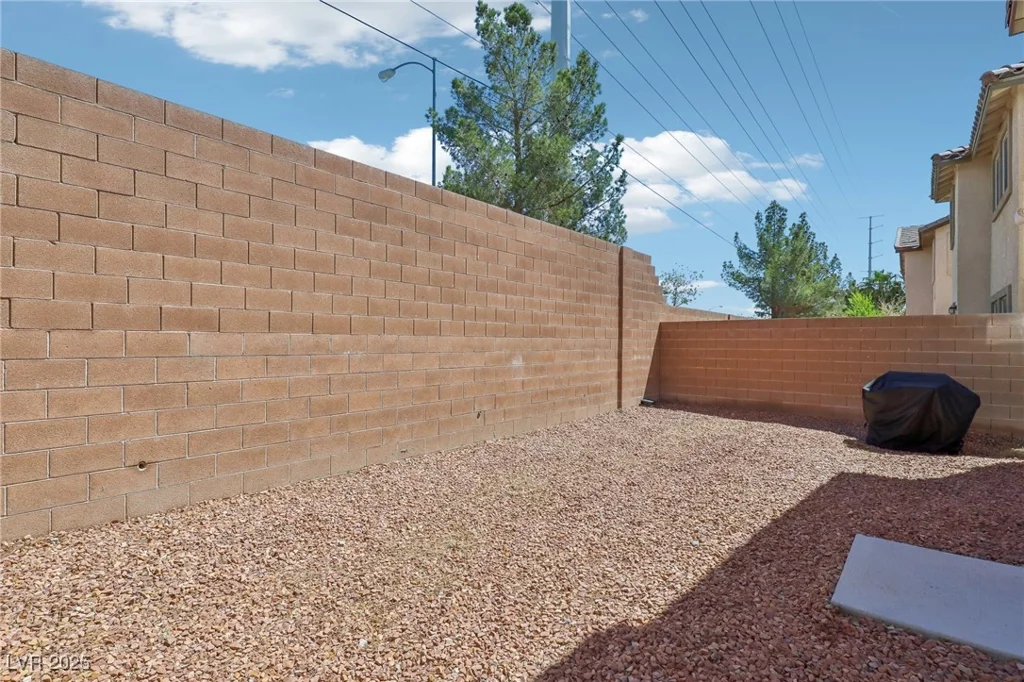 914 Appaloosa Hills, North Las Vegas, NV 89081