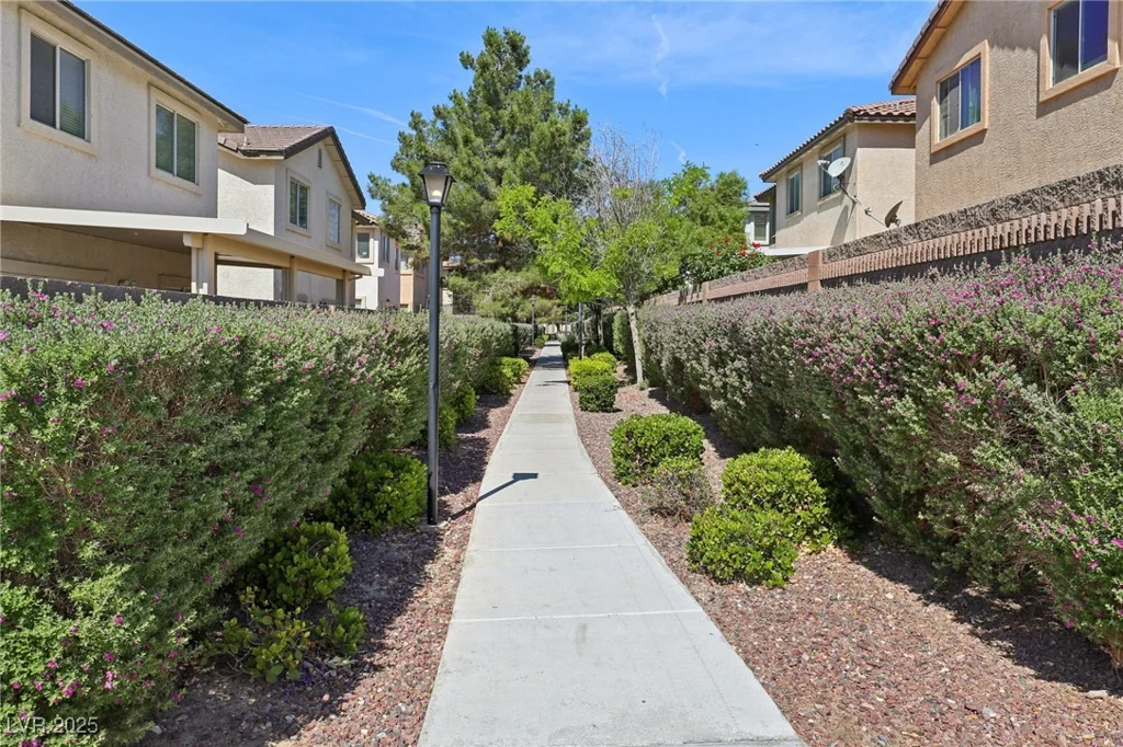 914 Appaloosa Hills, North Las Vegas, NV 89081