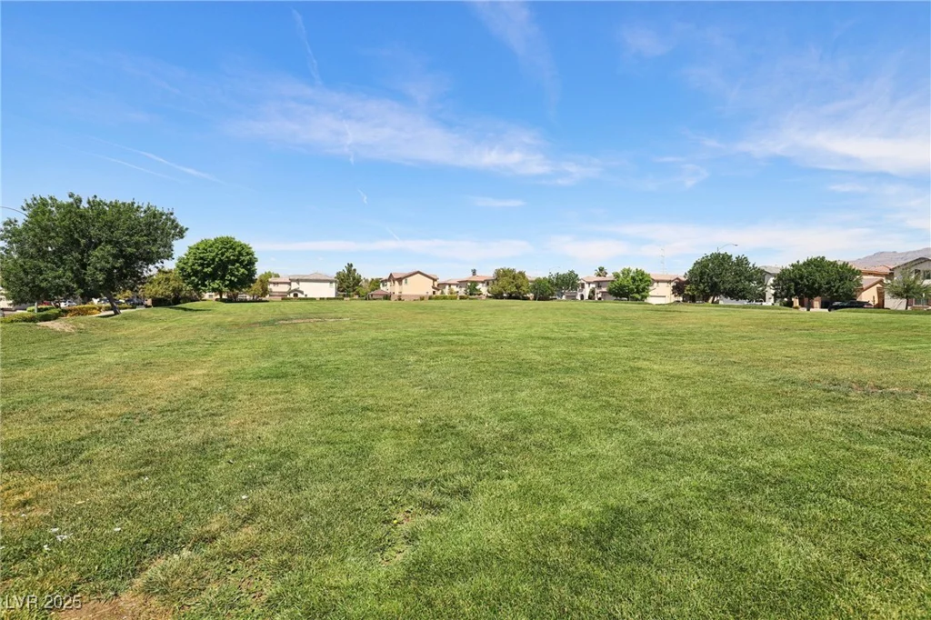 914 Appaloosa Hills, North Las Vegas, NV 89081