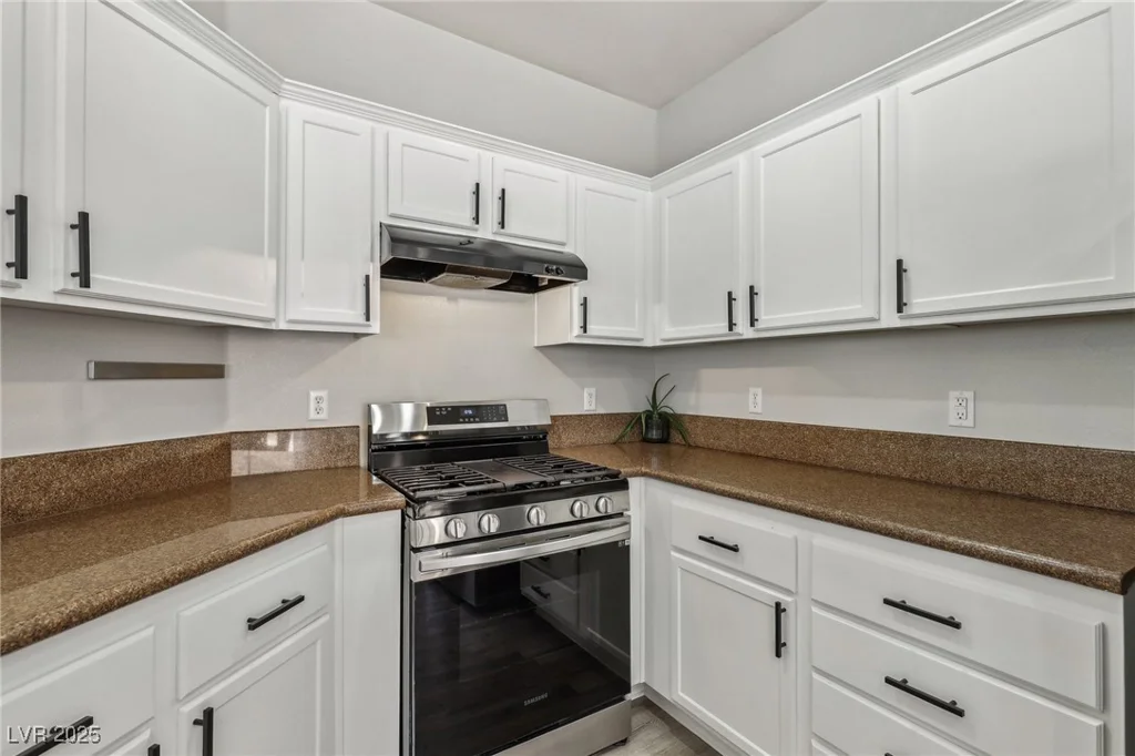 914 Appaloosa Hills, North Las Vegas, NV 89081