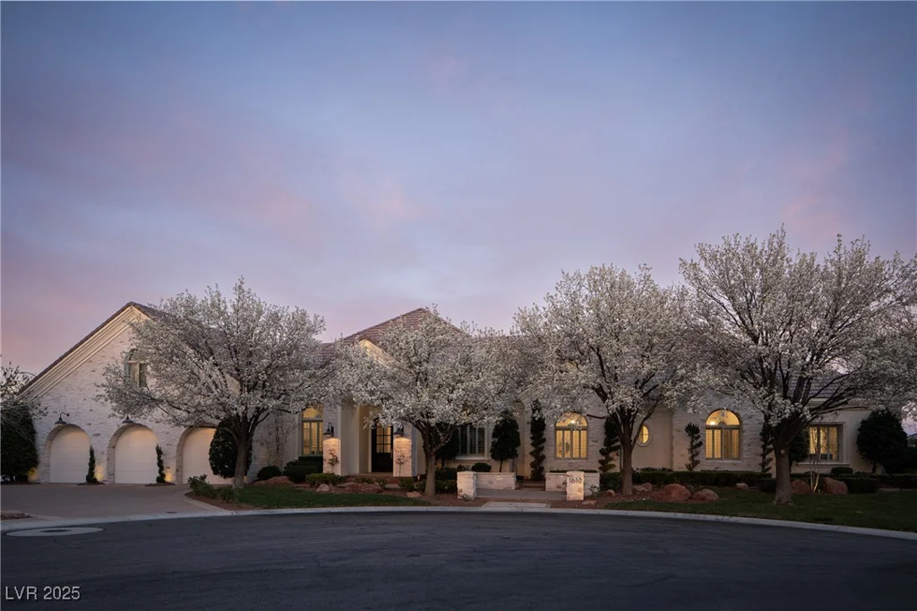 1610 Brock, Las Vegas, NV 89117