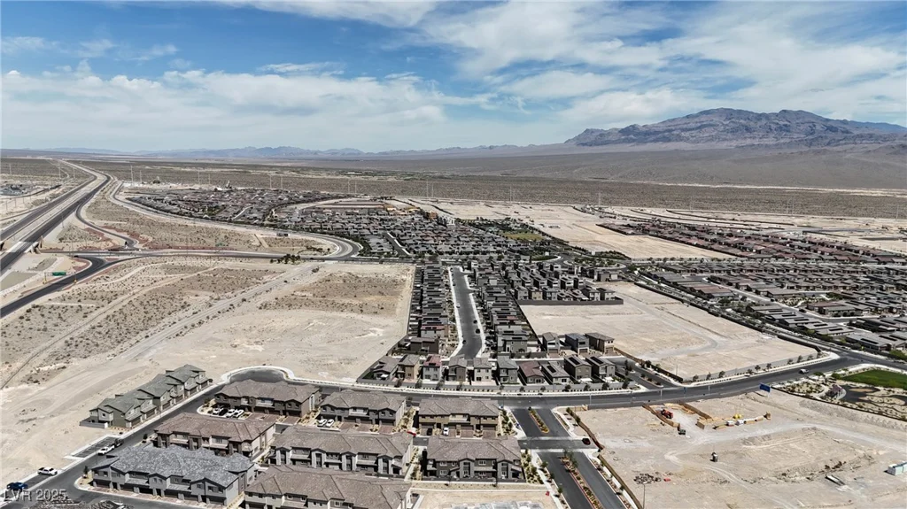 9605 Oliver Hills, Las Vegas, NV 89143