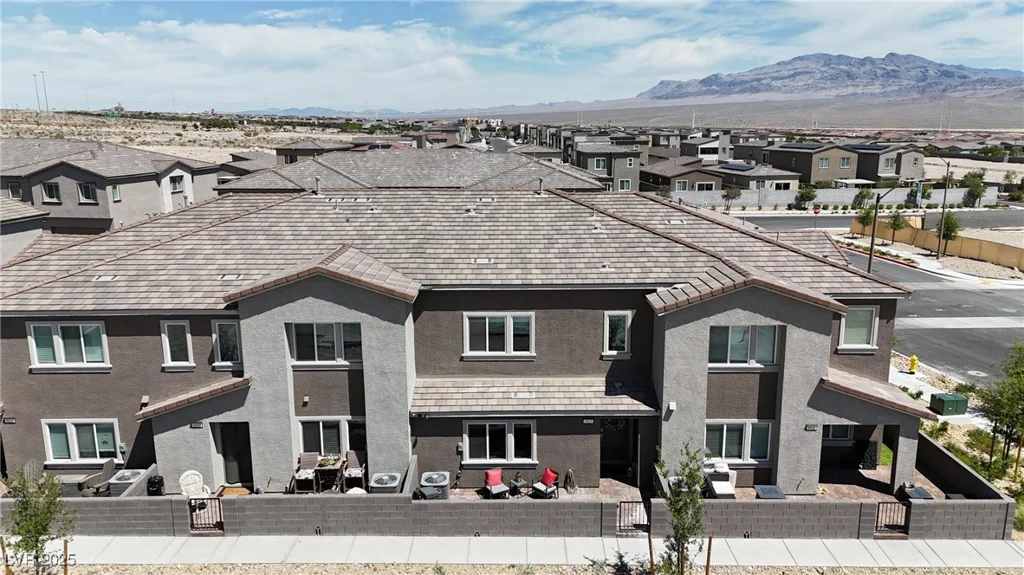 9605 Oliver Hills, Las Vegas, NV 89143