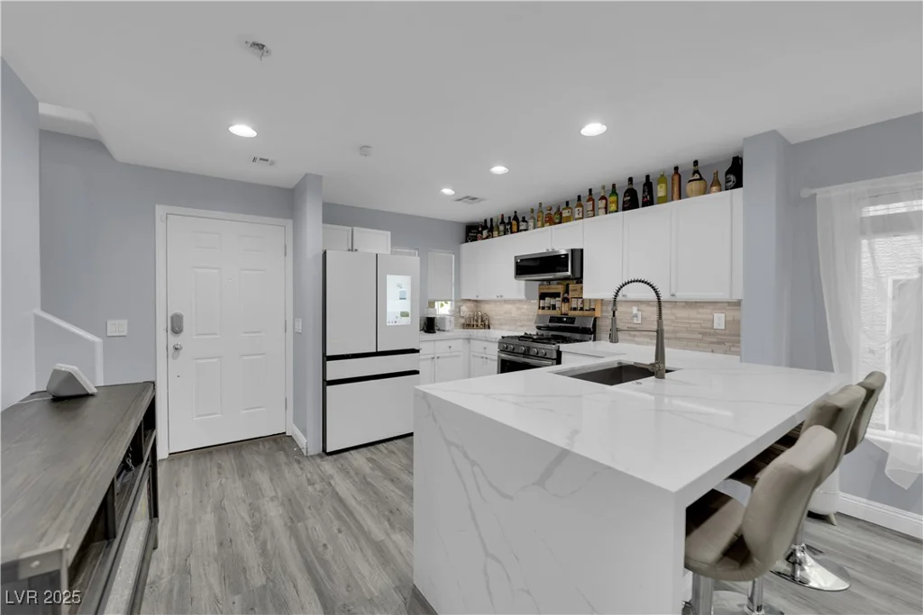 9141 Careful Canvas, Las Vegas, NV 89149